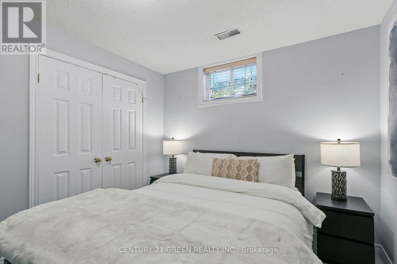 2024 GROVETREE LANE - 41