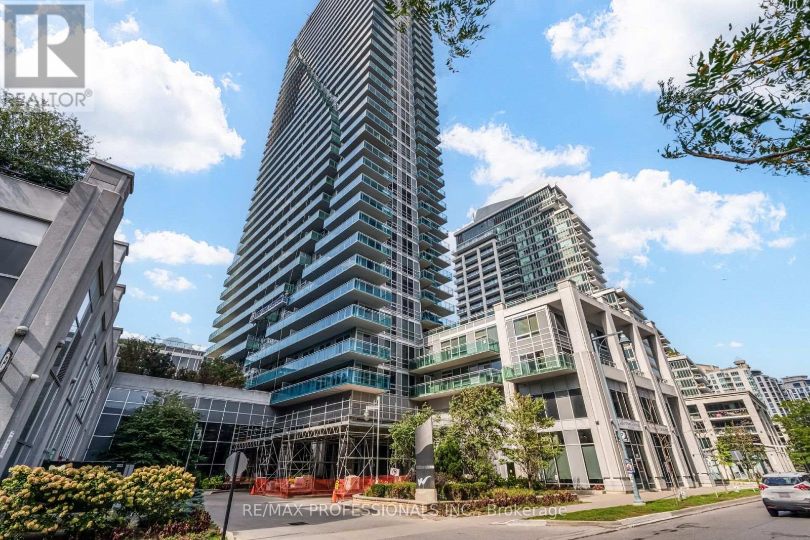 3701- 16 Brookers Lane, Toronto, ON photo 2