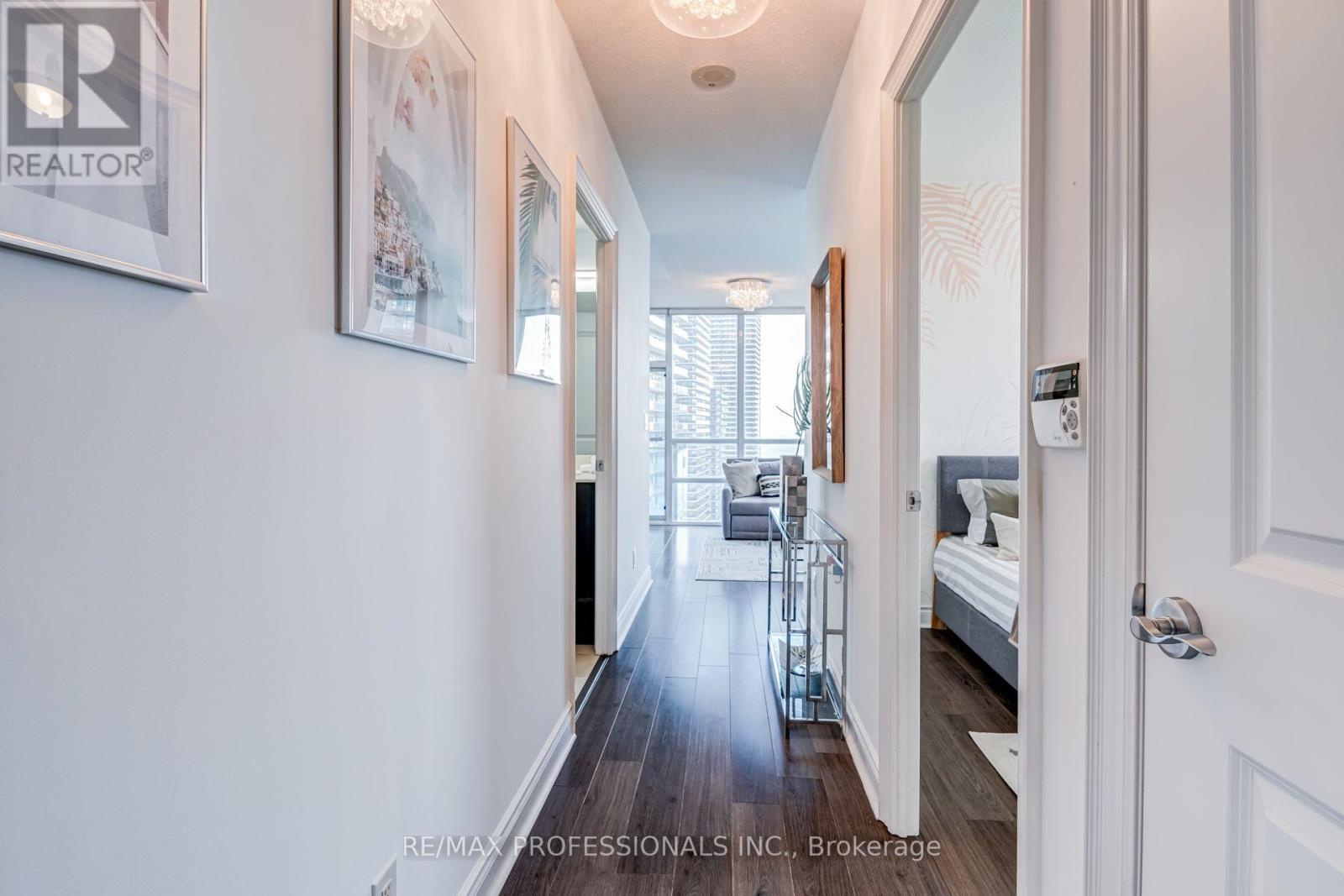 3701- 16 Brookers Lane, Toronto, ON photo 4