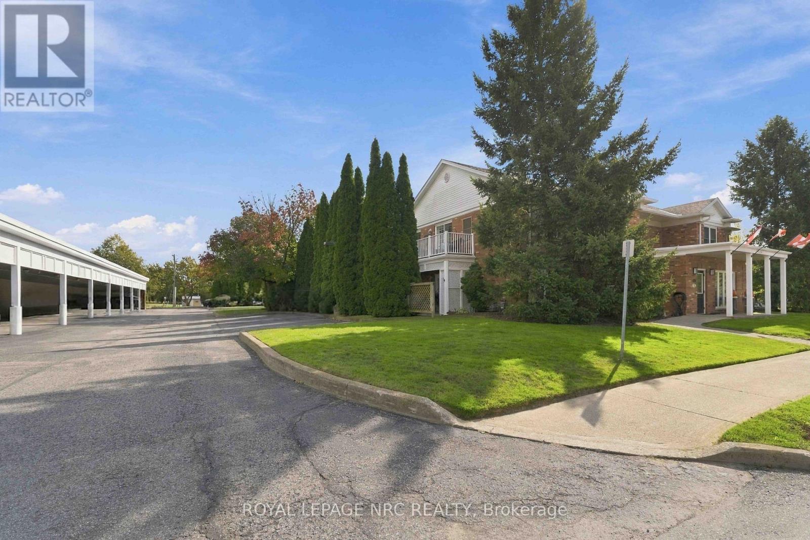 #104 4090 JOHN CHARLES BOULEVARD - Image 33
