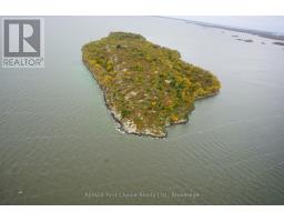 S1048 Massacre Island, Lake Of The Woods, ON P0X1C0 Photo 11