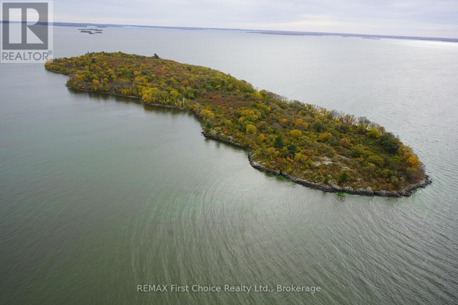 S1048 Massacre Island — photo 15