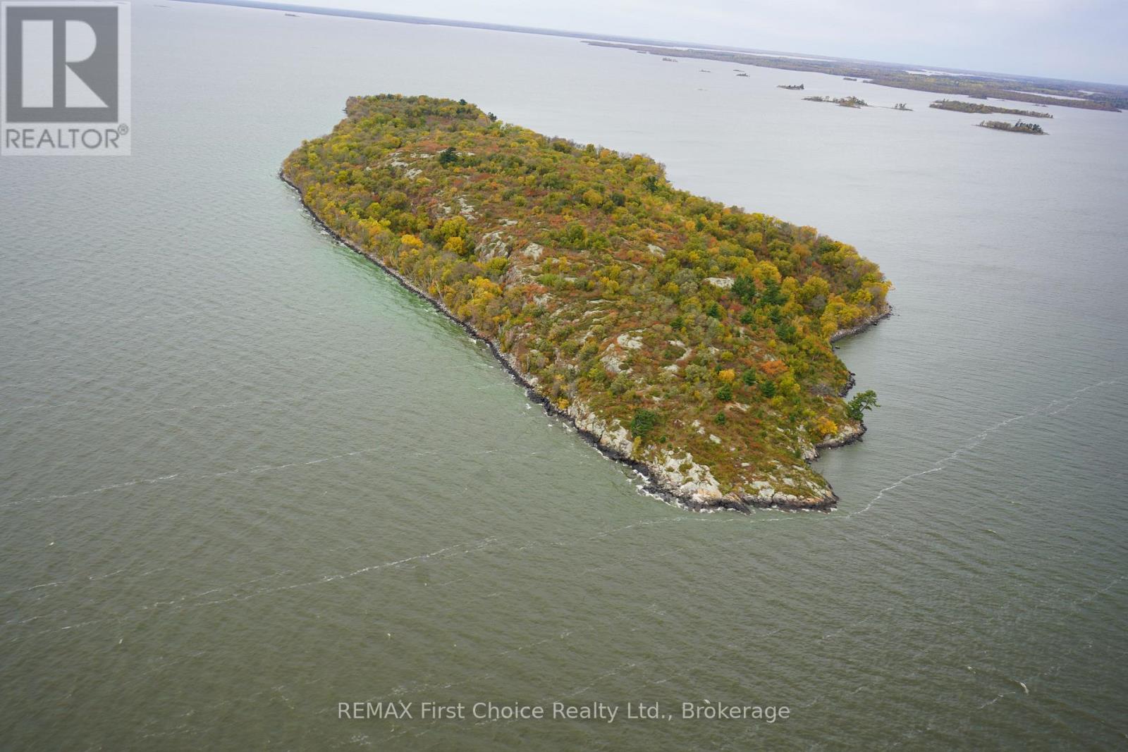 S1048 Massacre Island — photo 10