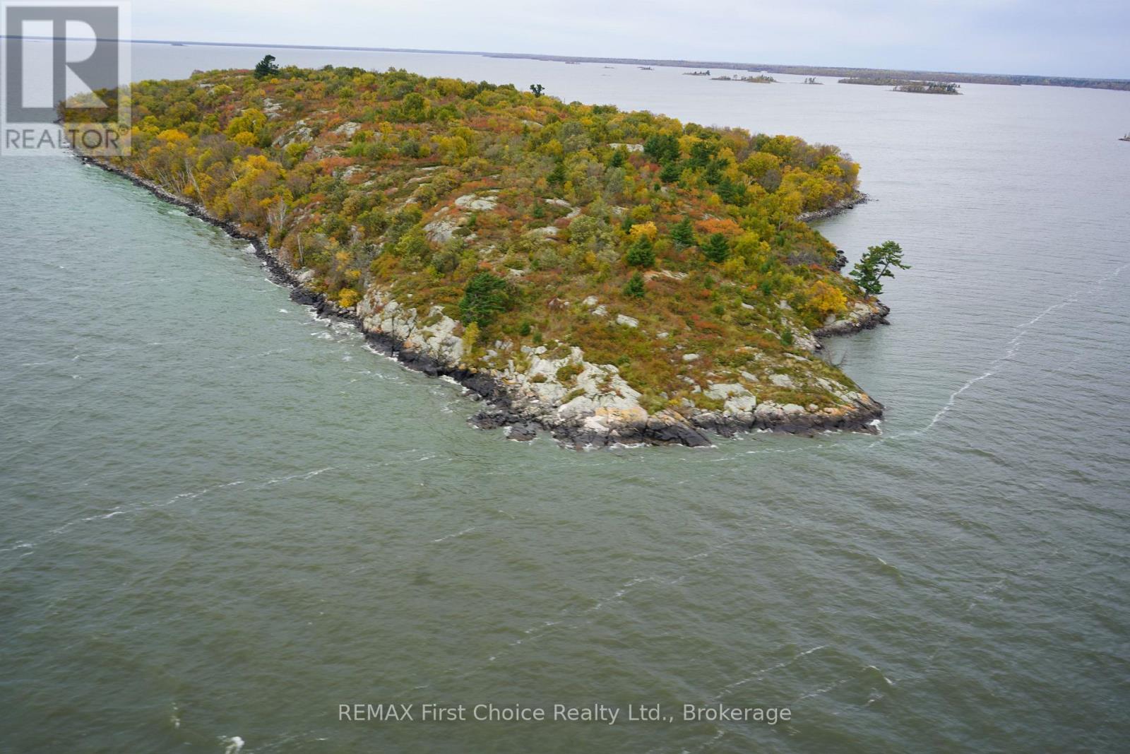 S1048 Massacre Island — photo 38