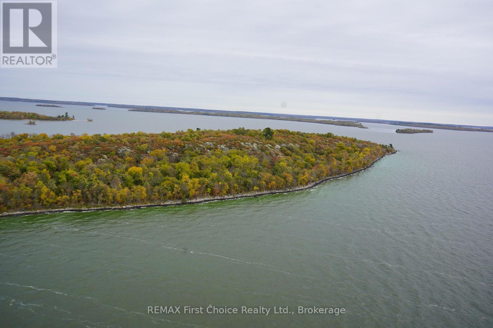 S1048 Massacre Island — photo 32