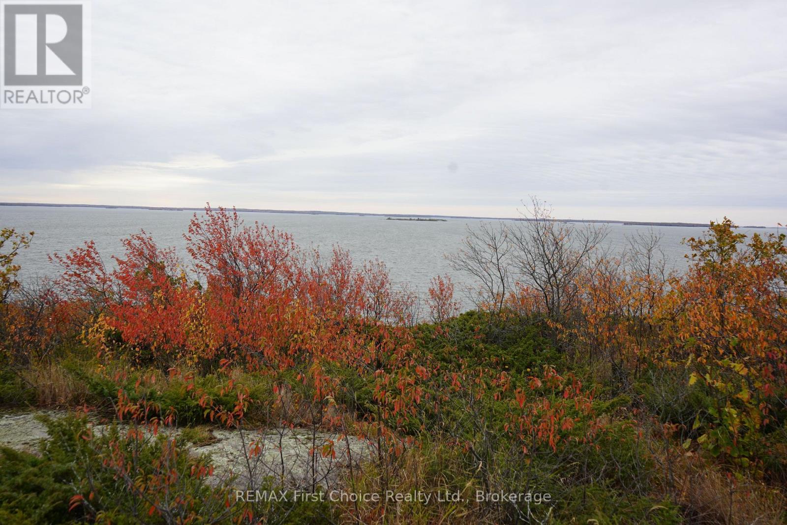 S1048 Massacre Island — photo 4