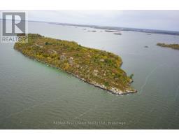 S1048 Massacre Island, Lake Of The Woods, ON P0X1C0 Photo 9