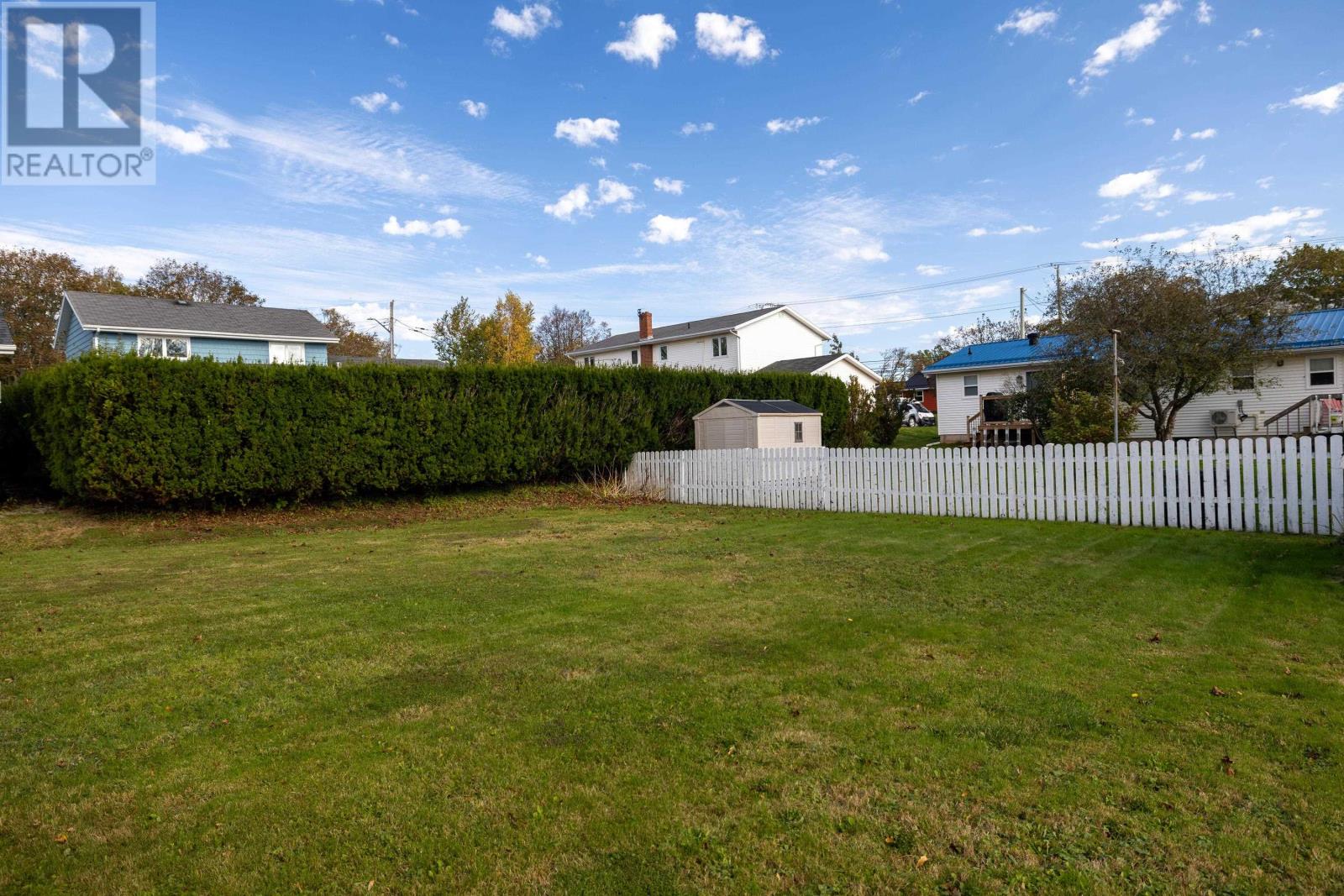 17 Newland Crescent - 40
