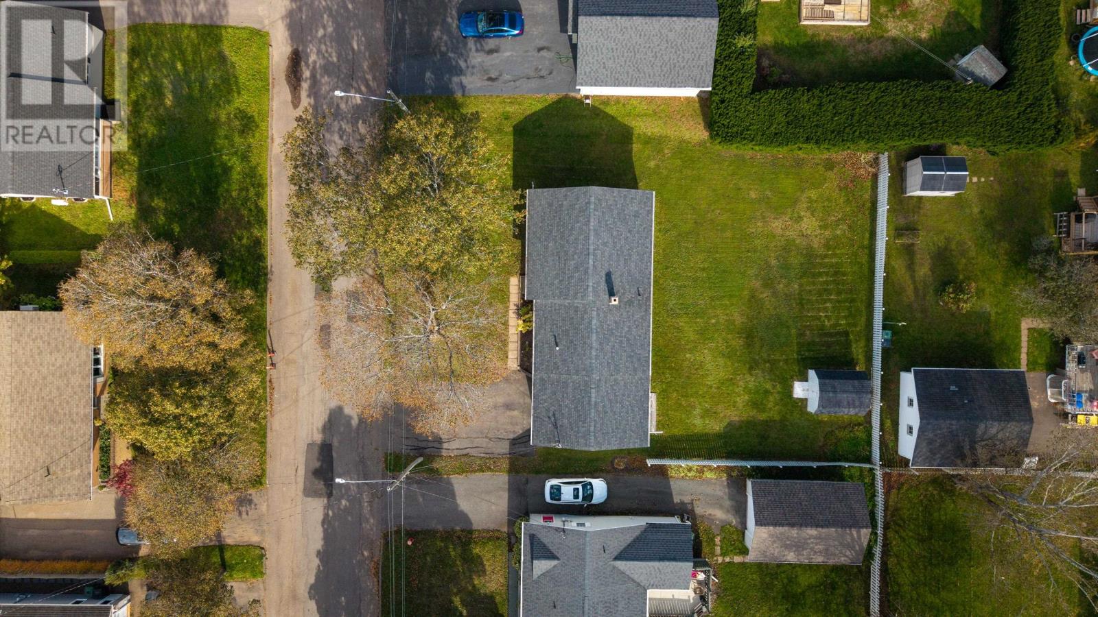 17 Newland Crescent - 42
