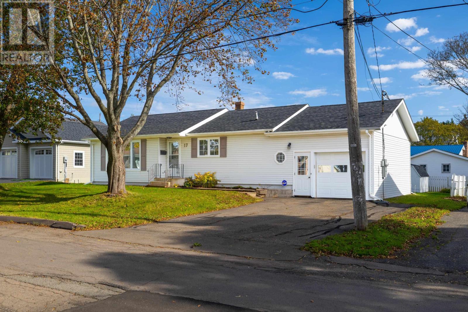 17 Newland Crescent - 44