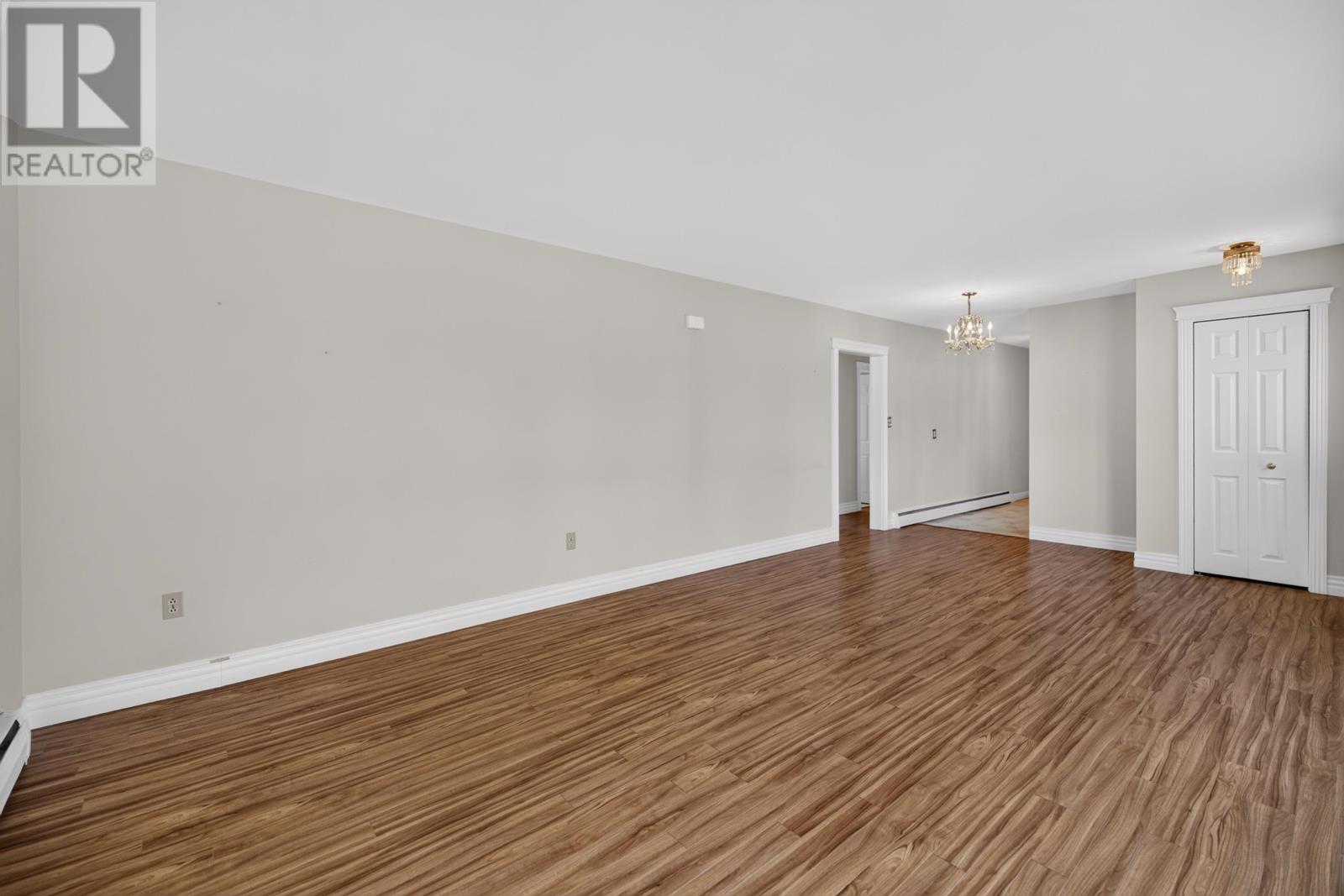 17 Newland Crescent - 7