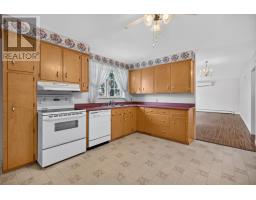 Den - 17 Newland Crescent, Charlottetown, PE C1A4H4 Photo 10
