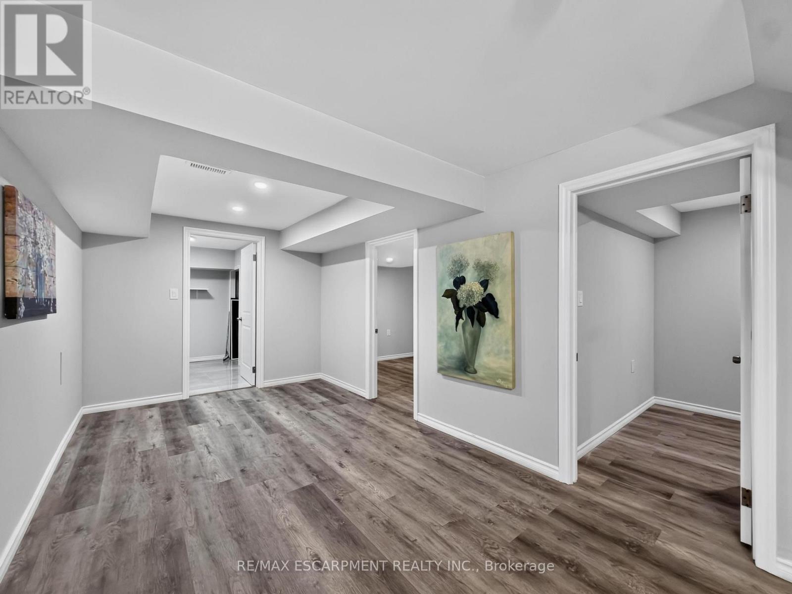 12 SUNDROP COURT - 41