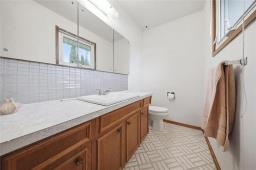 247 Oakview Avenue, Winnipeg, MB R2K0S1 Photo 13