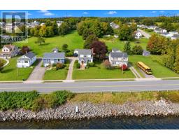 5pc Bathroom - 221 Westmount Road, Westmount, NS B1R1A2 Photo 11