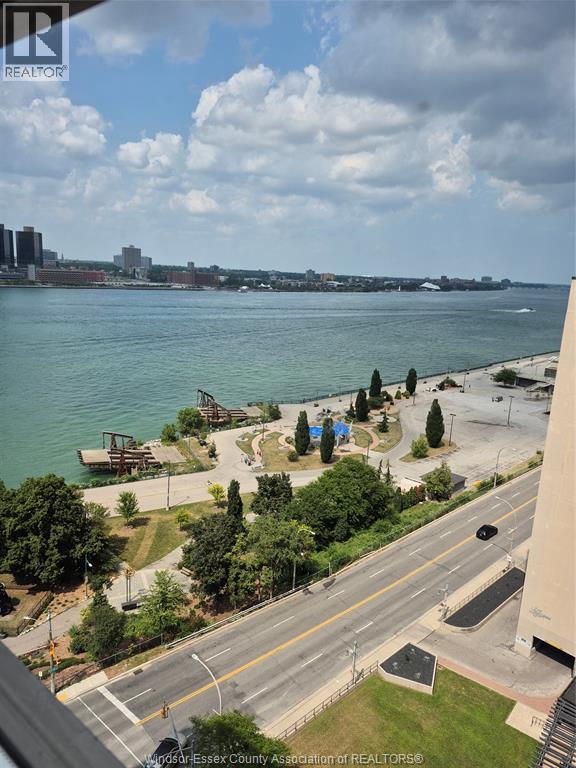 75 RIVERSIDE DRIVE East Unit# 1706, Windsor — photo 4