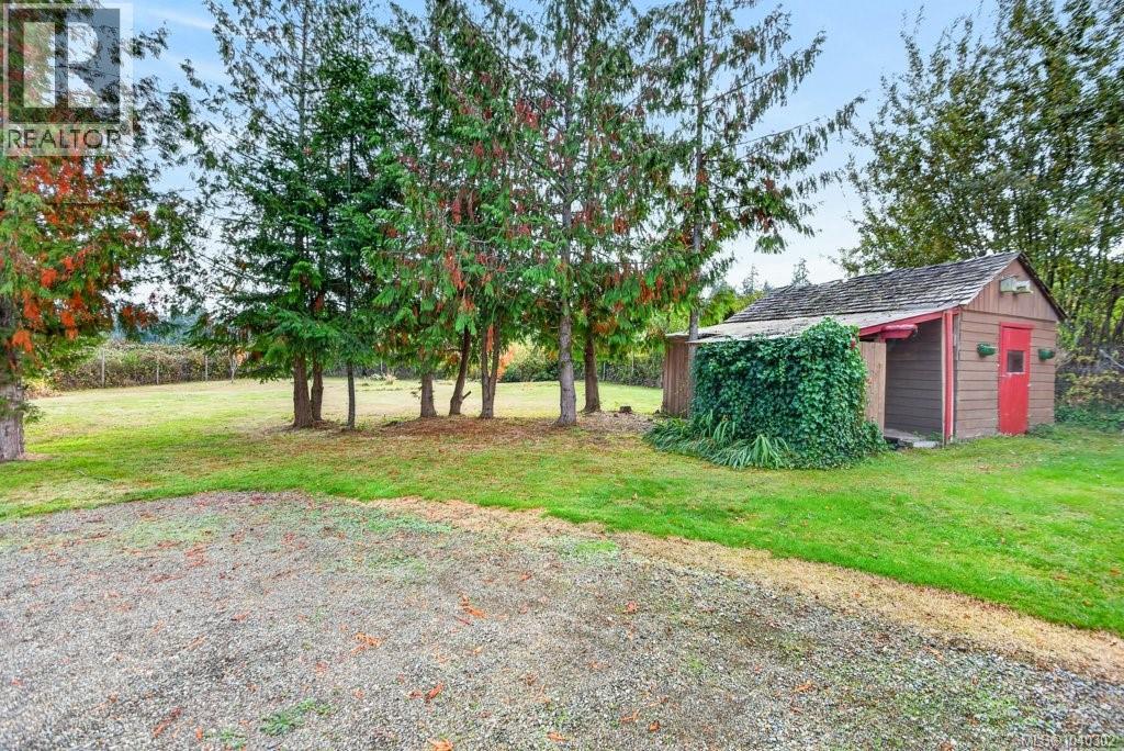 70 Islewood Dr, Bowser