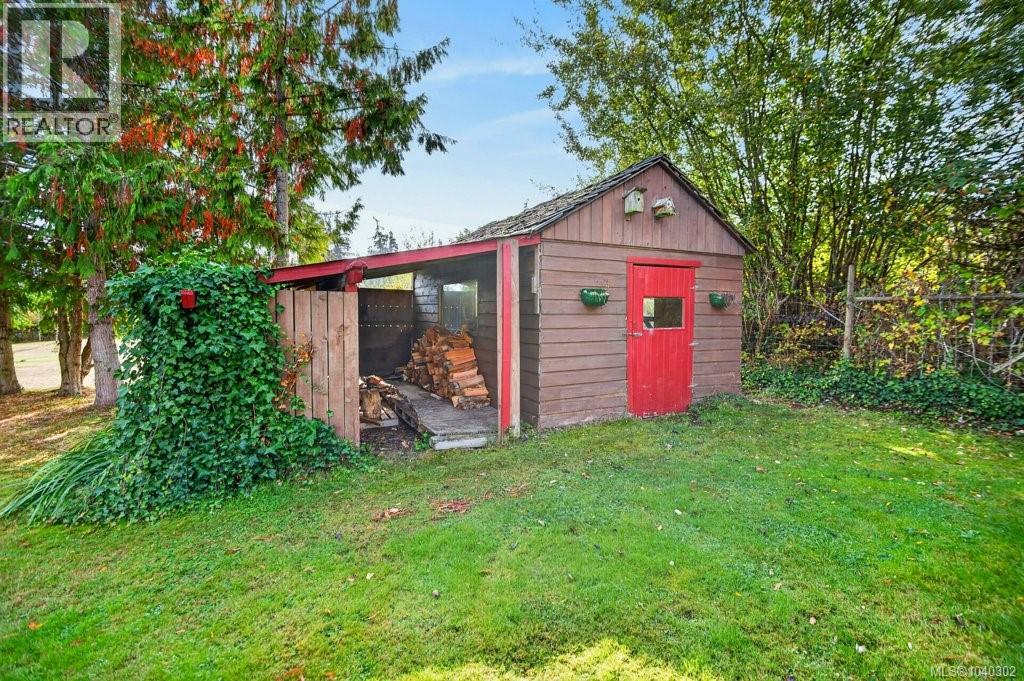 70 Islewood Dr, Bowser