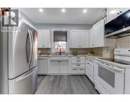 Kitchen - 116 Victoria Avenue, Cambridge, ON N1S1X9 Photo 8