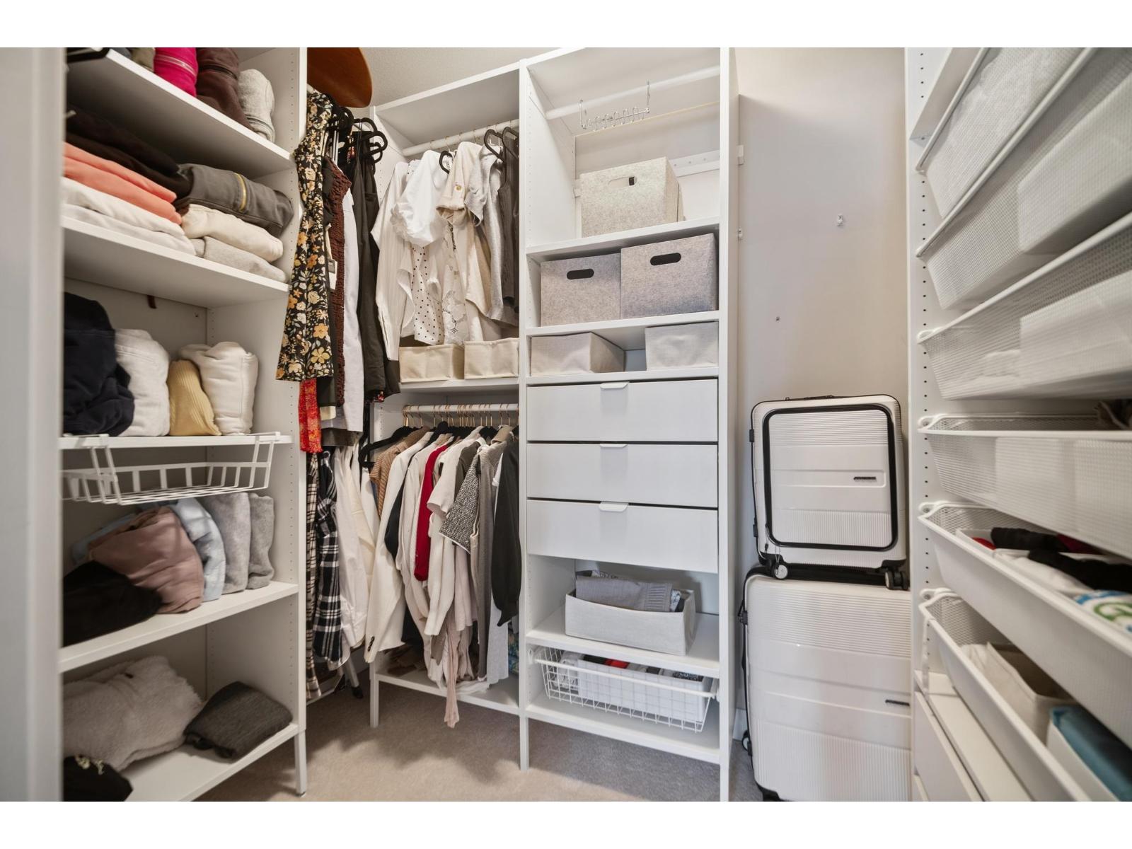 210 19320 65 AVENUE, Surrey