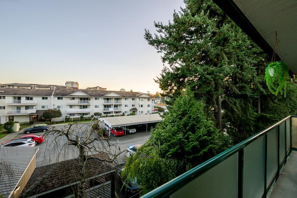 307 2958 TRETHEWEY STREET, Abbotsford - Image 1