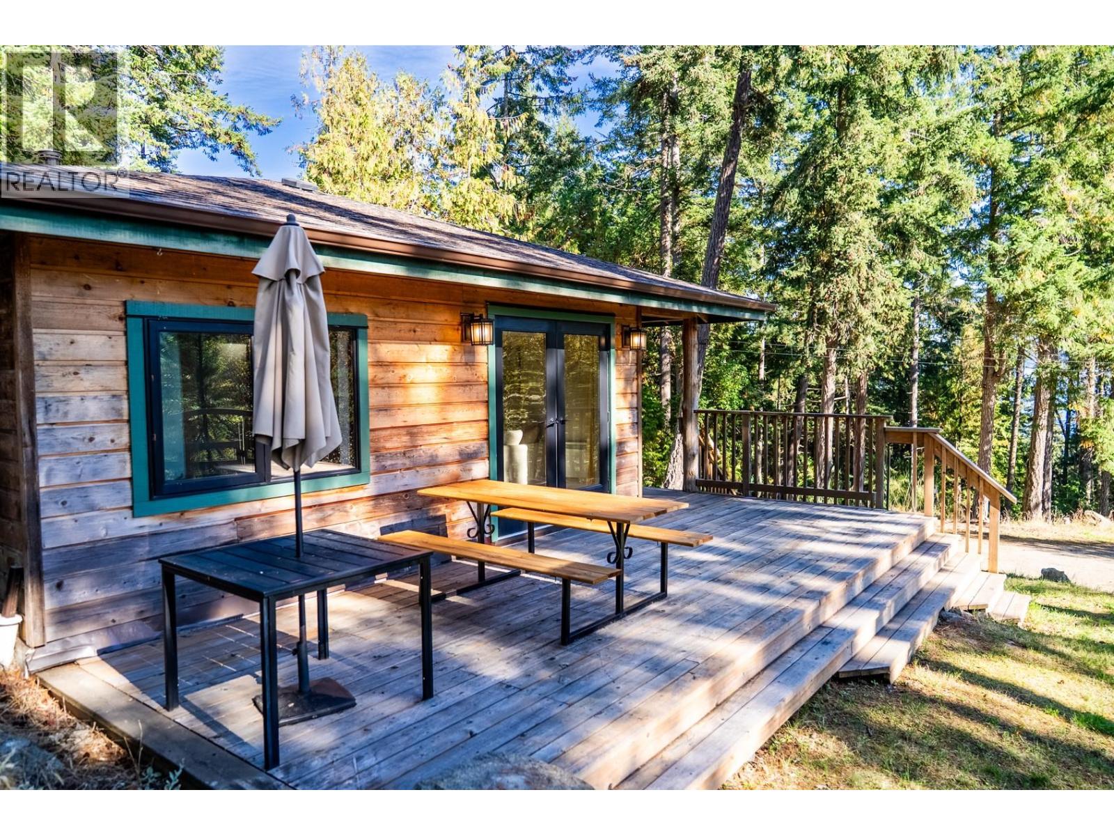 4318 PORT WASHINGTON ROAD, Pender Island