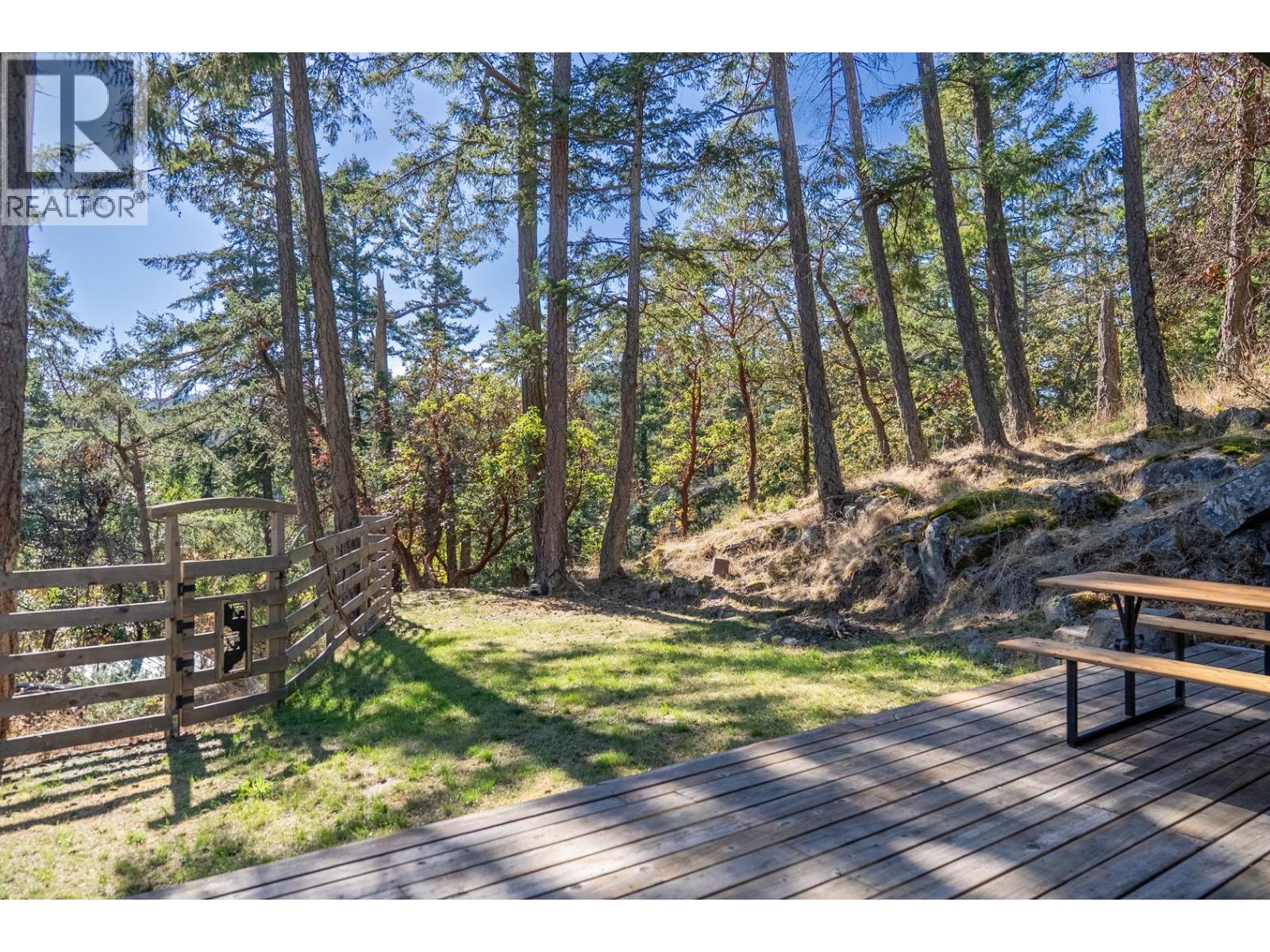 4318 PORT WASHINGTON ROAD, Pender Island