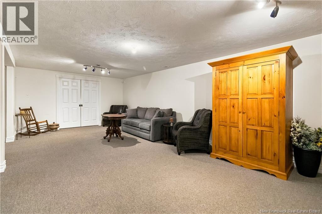 48 Congressional Crescent - 36