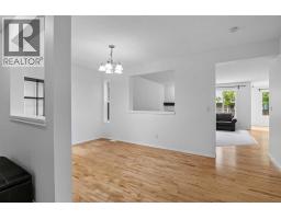 22 Evansbrooke Way NW - photo 4