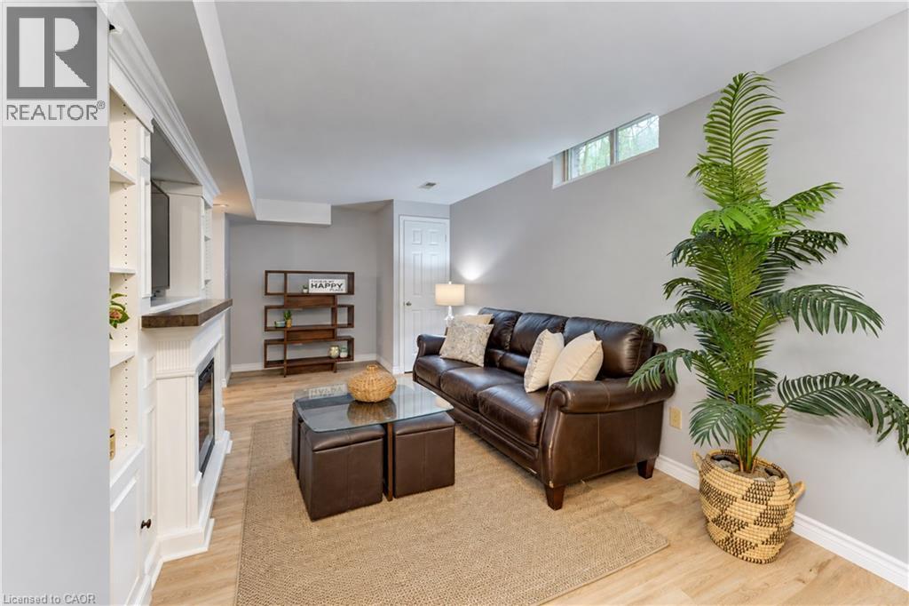 532 WESTVALE Drive - 35