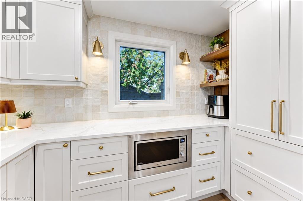 532 WESTVALE Drive - 19