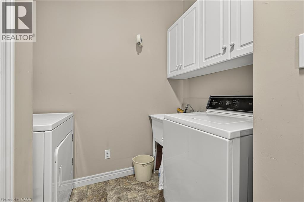 796 N SPRINGBANK Avenue N - Image 35