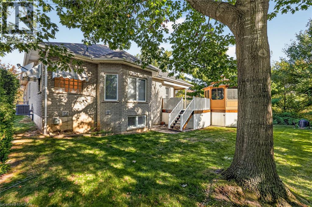 796 N SPRINGBANK Avenue N - Image 16