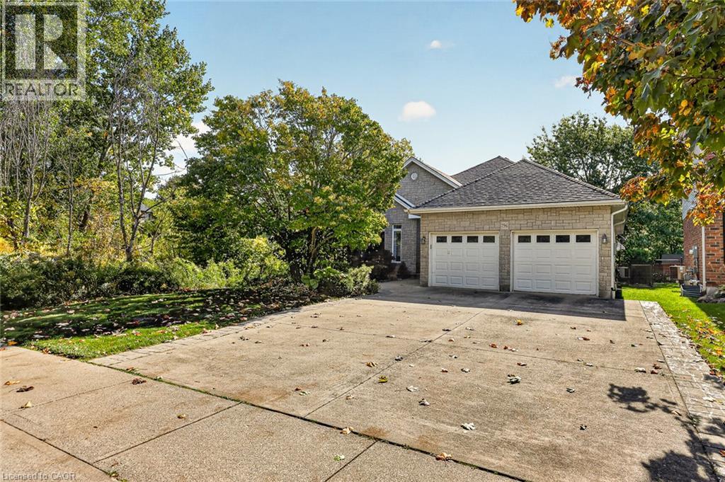796 N SPRINGBANK Avenue N - Image 9