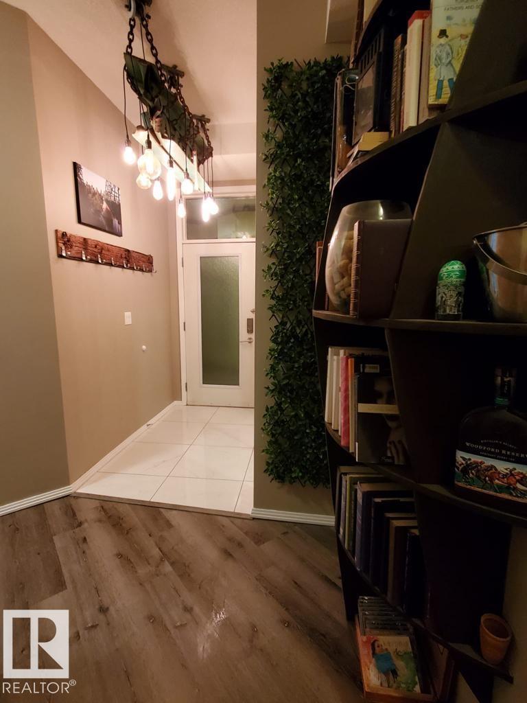 #404 – 10531 117 Street NW, Queen Mary Park — photo 28 of 30: Property photo