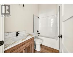 1650 Terrace Drive, Lake Koocanusa, BC V0B1T4 Photo 24