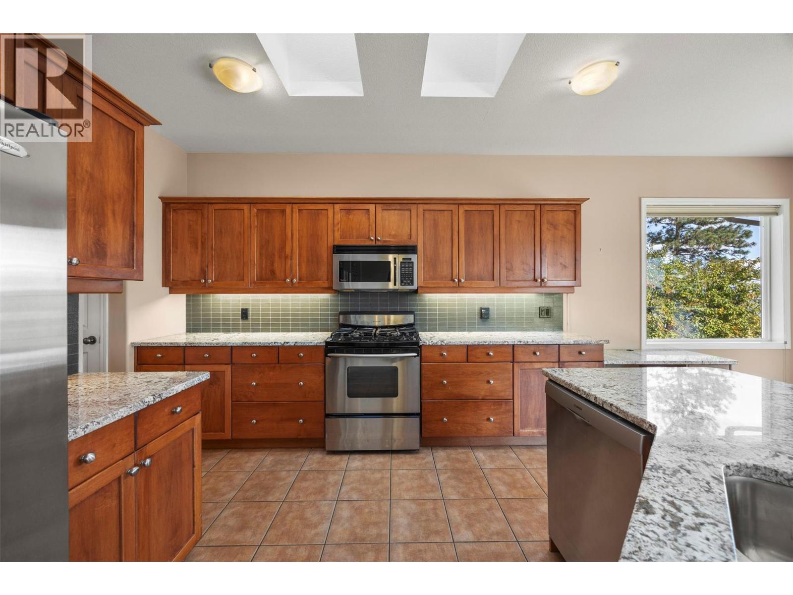6455 Vernon Avenue - 22