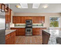 6455 Vernon Avenue, Peachland, BC V0H1X8 Photo 22