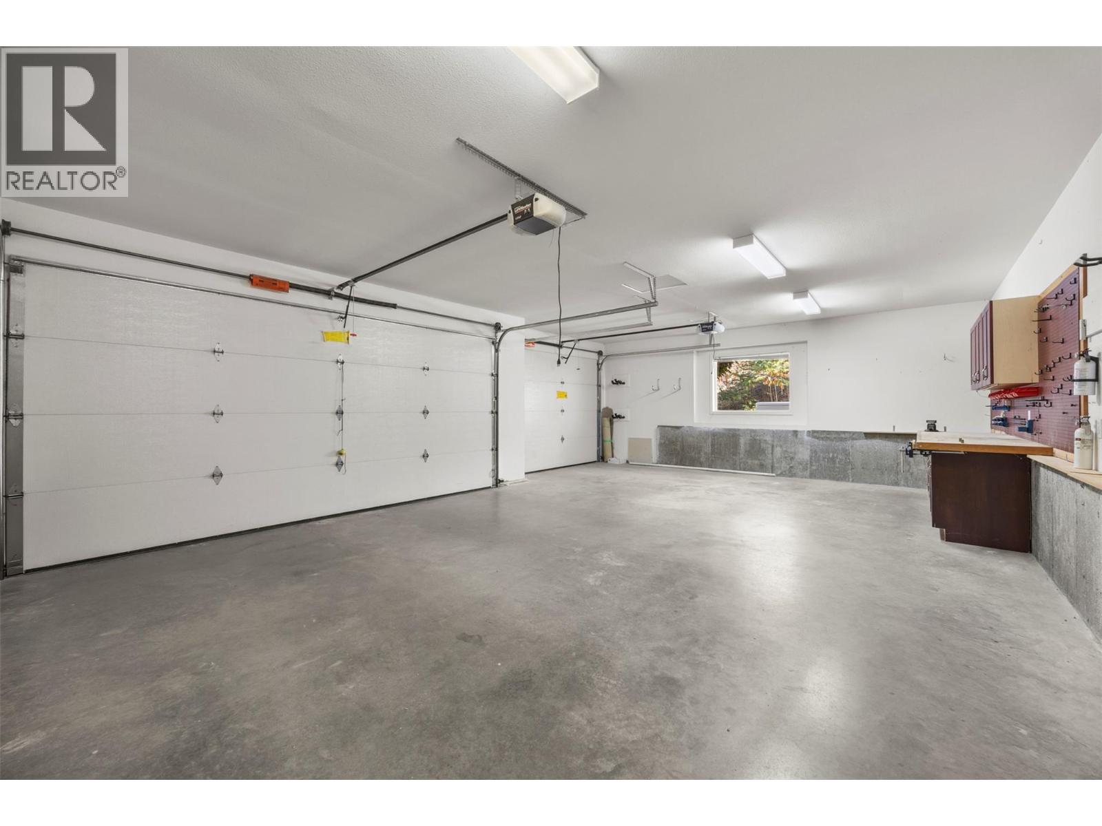 6455 Vernon Avenue - 40