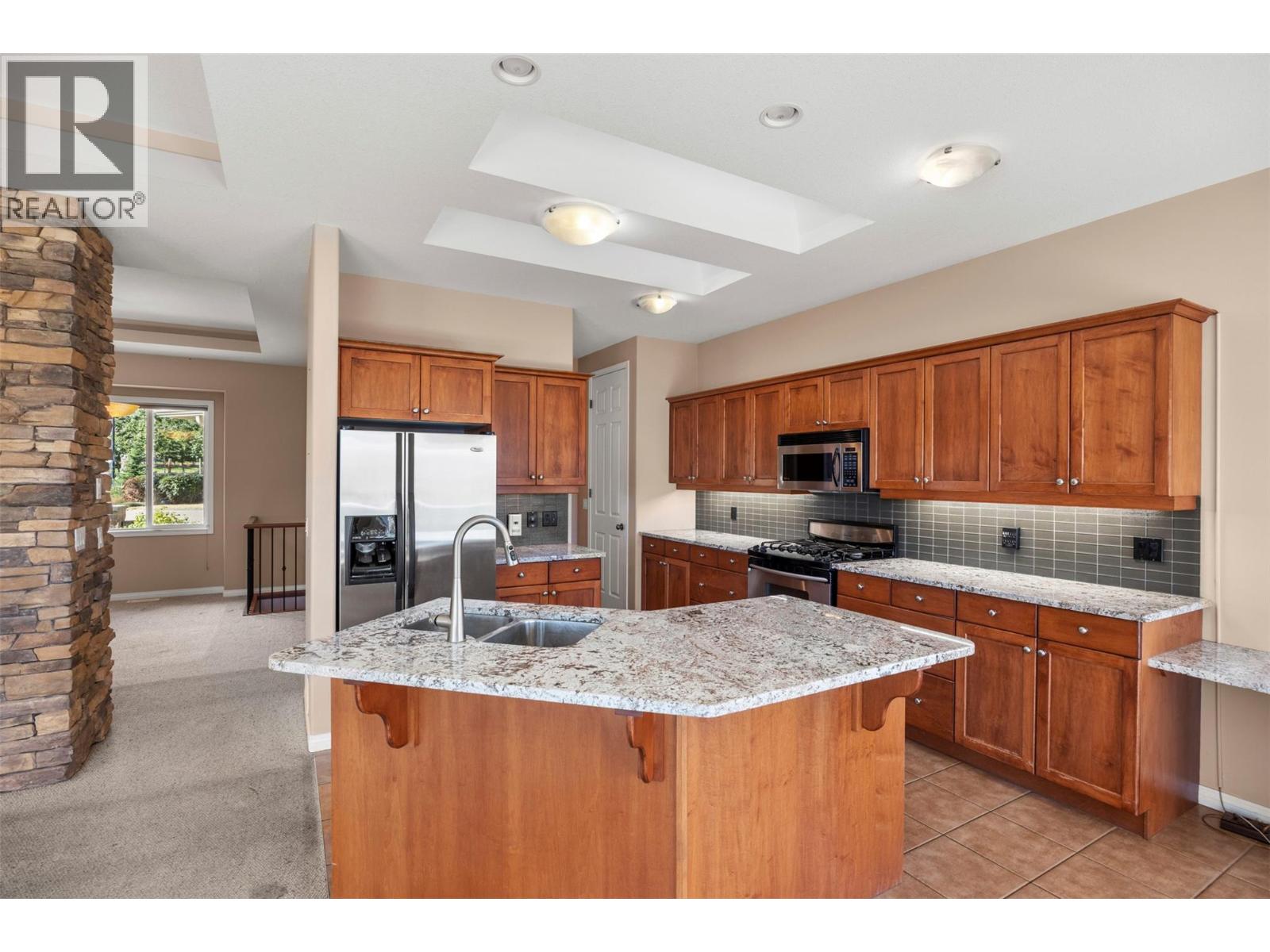 6455 Vernon Avenue - 20