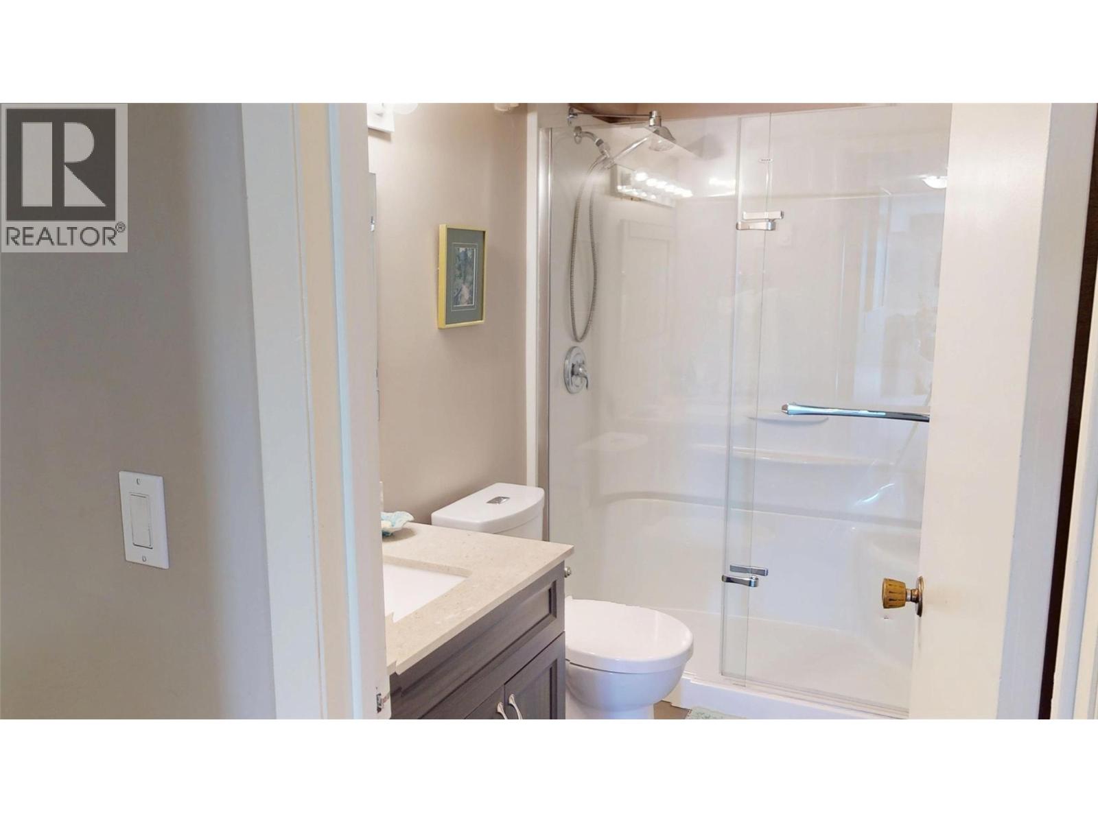 1030 MONROSE Road, Creston - Image 1