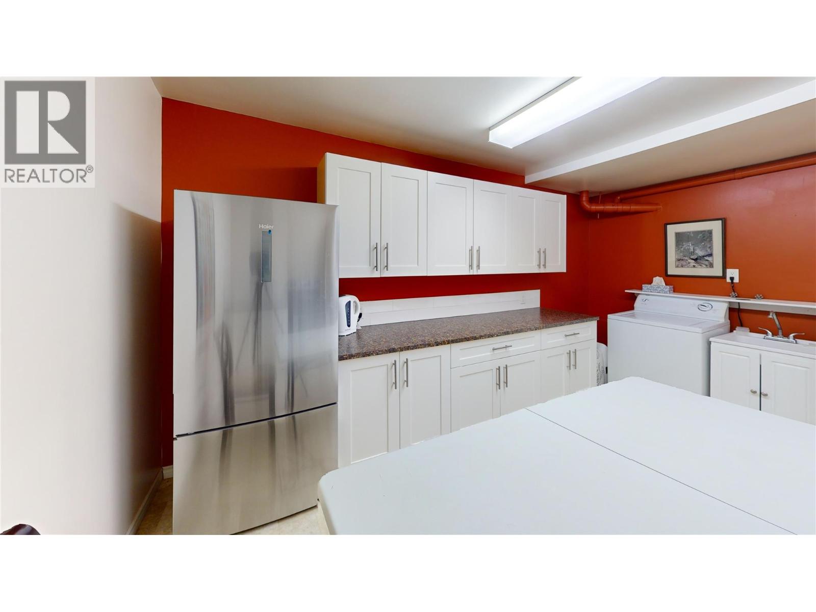 1030 MONROSE Road, Creston - Image 1