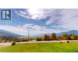 1030 Monrose Road, Creston, BC V0B2N2 Photo 68