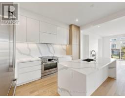 14 Imogene Court, Richmond Hill, ON L4C5W9 Photo 12