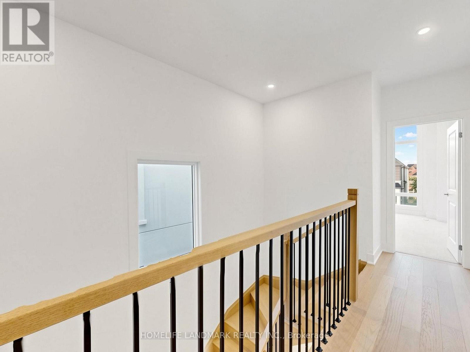 14 IMOGENE COURT - 24