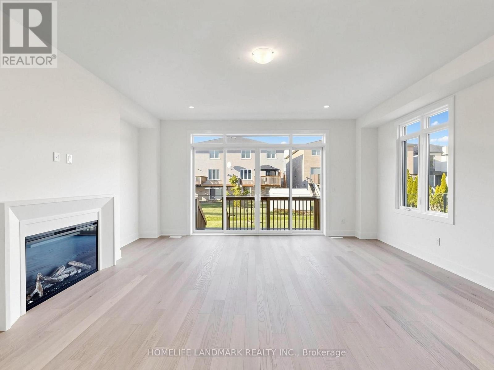 14 Imogene Court, Richmond Hill, ON photo 5