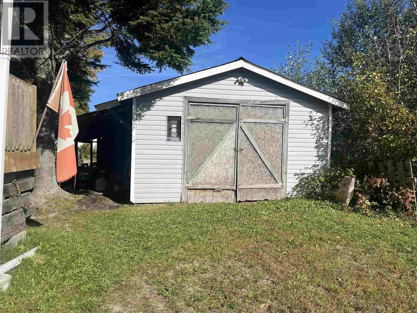 14 Hoatson St — photo 4