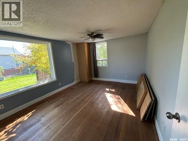 9 Tenant STREET - 10