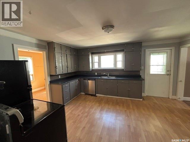 9 Tenant STREET - 5