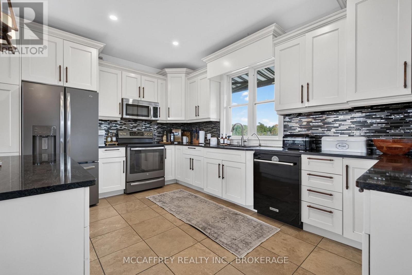 4012 SYDENHAM ROAD - Image 13